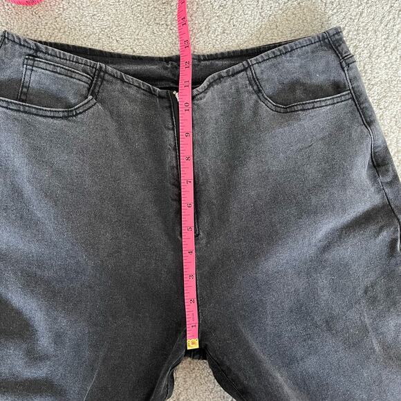 NWT Cider Gray Black Zip Front Jeans (Size Large) - Picture 8 of 9